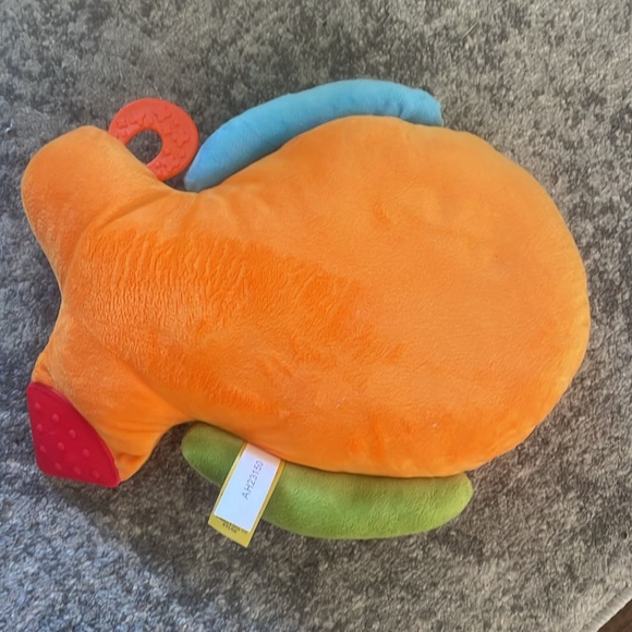 Melissa and Doug Flip Fish Soft Baby Toy - Picture 4 of 6